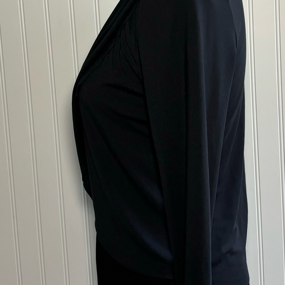 Wilo The Label Black Movement Twist Layer Top Round Neck Pullover Size Medium - Picture 4 of 16